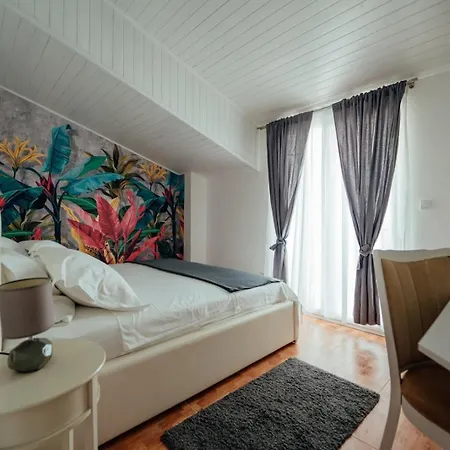 Juric Apartman *